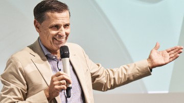CEO-Wechsel angek&uuml;ndigt: Volvo holt Klaus Zellmer