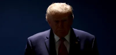 Versteinerte Mienen, Getuschel im Saal, ein Boykott &ndash; Trump schockt die Welt mit seinen Drohungen