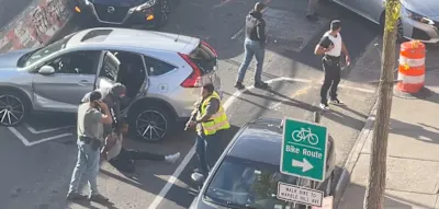 Beamter feuert bei Abschiebe-Einsatz auf Auto mit Kind &ndash; Mamdani fordert ICE-Abzug aus New York
