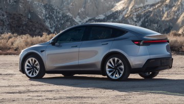 "Assisted Driving": Tesla benennt nach Kritik Assistenzsystem um