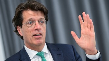 Autokrise: Schaeffler schreibt 240 Millionen Euro auf E-Mobilit&auml;t ab