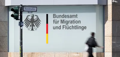BAMF verschickt Aberkennungsbescheide an zahlreiche Syrer in Deutschland