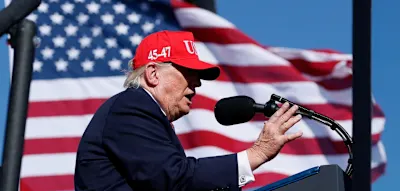 Trump spricht von Erschie&szlig;ungen wie &bdquo;in den alten Zeiten &uuml;blich&ldquo; und sucht Anf&uuml;hrer f&uuml;r den Iran