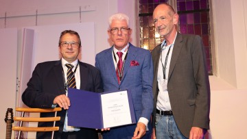 Hochschule w&uuml;rdigt Autoland-Gr&uuml;nder: Wilfried Wilhelm Anclam wird Ehrensenator