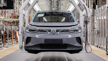 Fehlerhafte Batteriezellen: VW bereitet R&uuml;ckruf von E-Autos vor