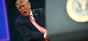 Trump zeigt nach Frankreich &ndash; &bdquo;Es ist das, was die radikalen Demokraten mit Amerika machen wollen&ldquo;