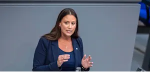 &bdquo;Schie&szlig;t dem Fass den Boden aus&ldquo;&nbsp;&ndash; Caroline Bosbach reicht Beschwerde gegen B&ouml;hmermann ein