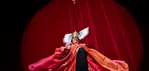 Auch eine Klob&uuml;rste sch&uuml;tzt nicht vor Theaterschlaf