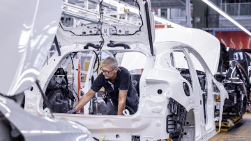 Deutsche Fabriken: Mercedes will Zahl der Leiharbeiter senken
