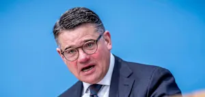 CDU f&auml;llt in Hessen auf Rekordtief &ndash; AfD nur noch zwei Punkte dahinter